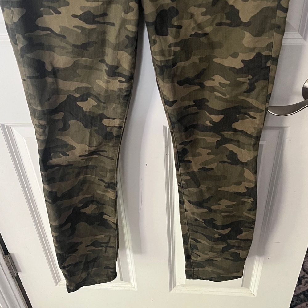 GAP Olive Camouflage True Skinny High Rise Jeans Sz 30, 10 Long length. - Picture 3 of 5